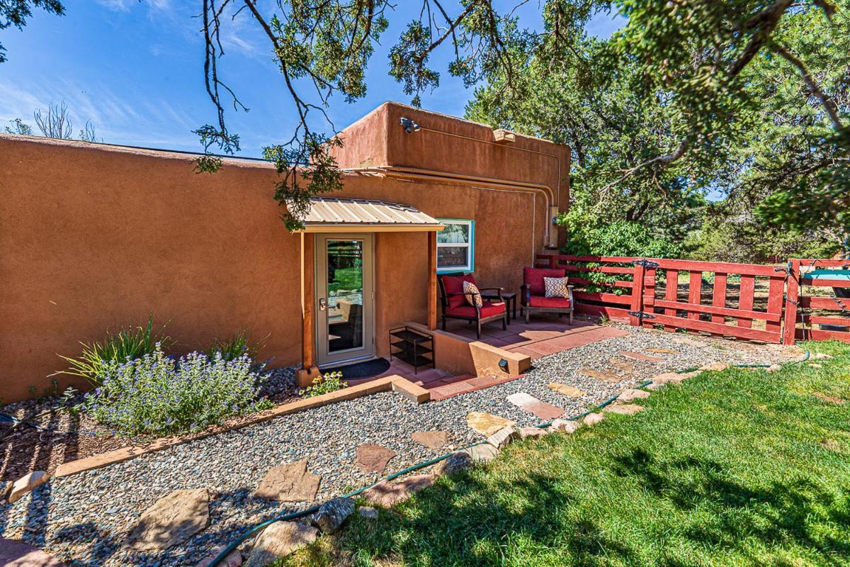 Bed and Breakfast Pet Friendly Pinon Heaven Canada de los Alamos Exteriér fotografie